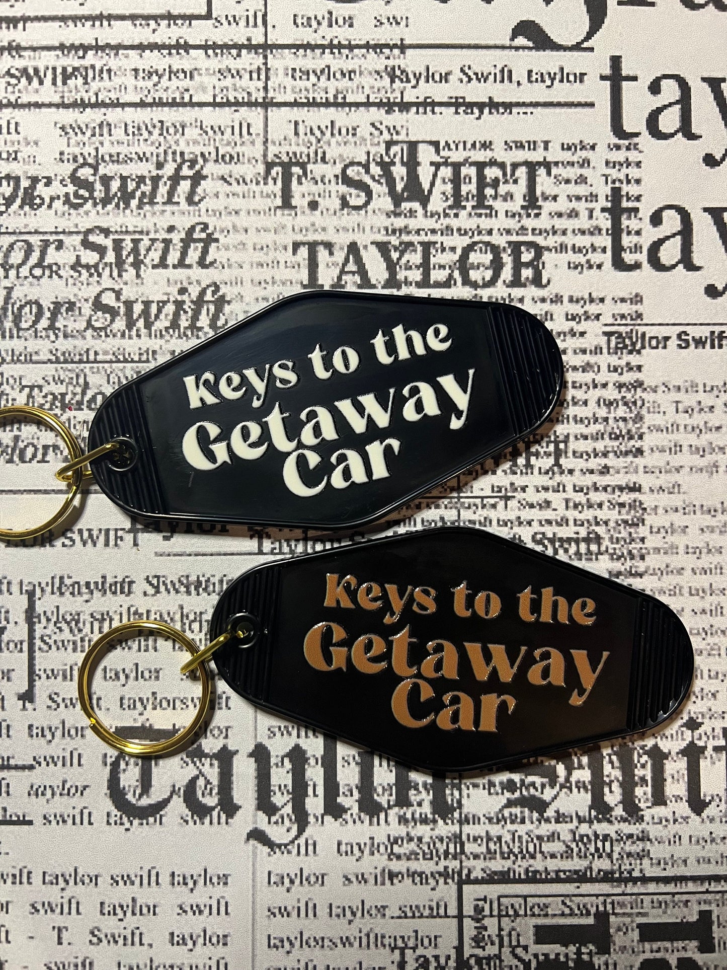 Reputation Snake Getaway Car Motel Keyring